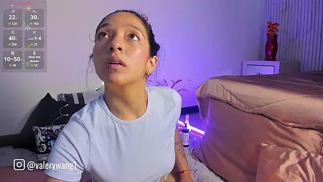 Valery wang online show from October 3, 2:00 pm