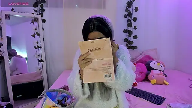 catalina and roger online show from October 31, 12:09 pm