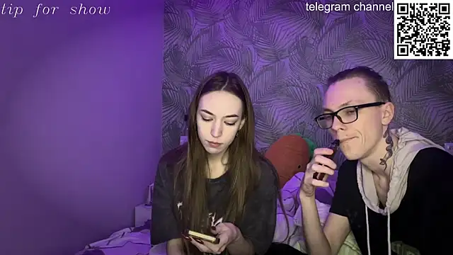 Alex17am online show from February 2, 7:35 pm