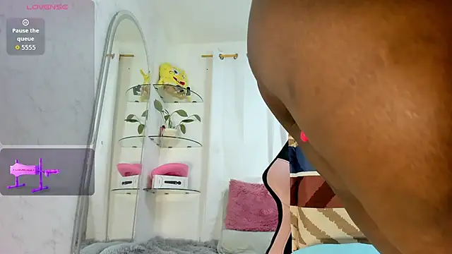 Leslie browm online show from September 24, 9:30 am