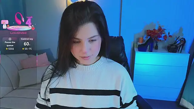 Jenna Adams  online show from December 1, 1:09 am