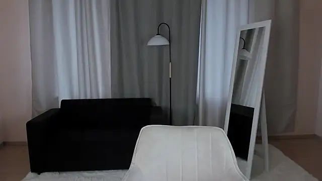 Snapshot of helentasty chatting on October 4, 2:39 am helentasty online show from October 4, 2:39 am