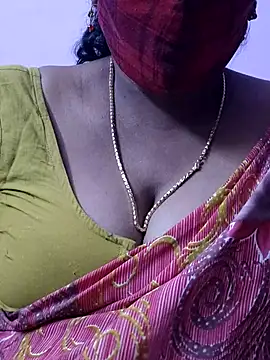 mallu-sumi online show from November 7, 12:00 pm