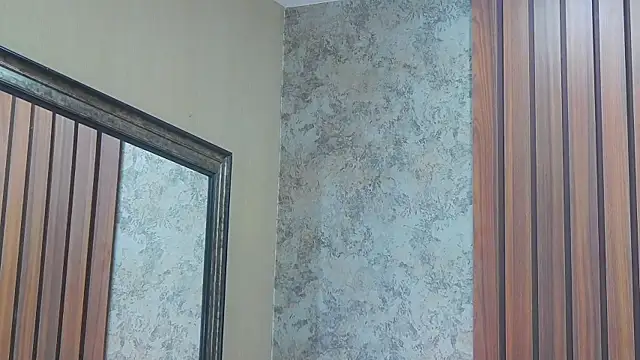 VanessaGlenn online show from September 17, 8:40 pm