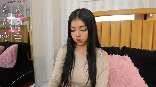 Snapshot of pettit_courtny chatting on September 19, 9:14 pm pettit courtny online show from September 19, 9:14 pm