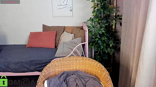 Carol  Cox online show from November 12, 10:08 pm