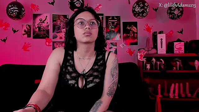 lilith-deveraux online show from November 13, 8:41 pm