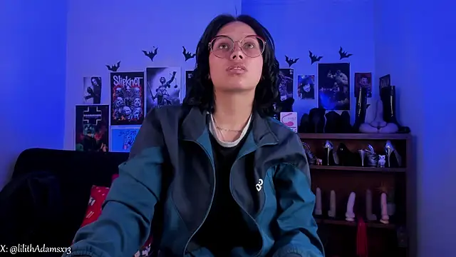 lilith-deveraux online show from January 13, 6:01 pm