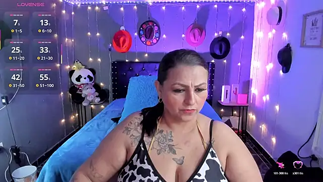 Ivonnee   online show from November 30, 12:04 am