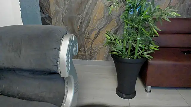 Alahia Dangelo online show from October 2, 7:19 pm