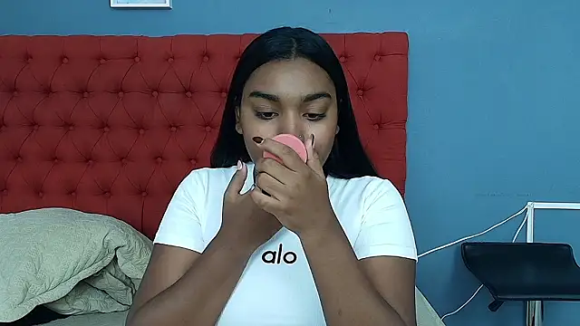 kayna gomez online show from March 5, 7:53 pm