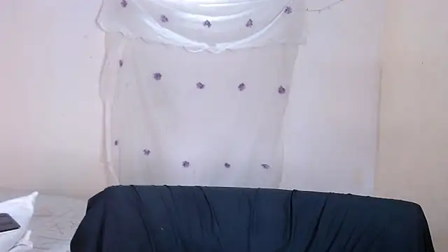 maraa lee online show from April 14, 9:59 pm