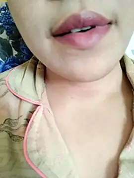 Anki-doll online show from February 24, 9:30 am