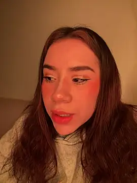 Im Valen Cute online show from February 12, 3:30 am