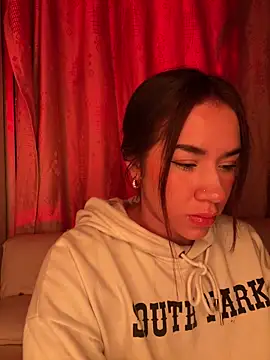 Im Valen Cute online show from April 11, 3:56 am