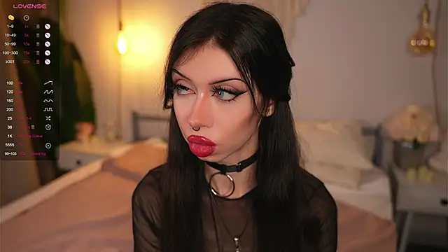 Devilsss toy online show from November 8, 4:01 pm