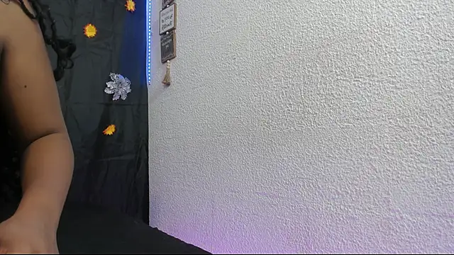 DeisyHarper online show from March 8, 5:00 am