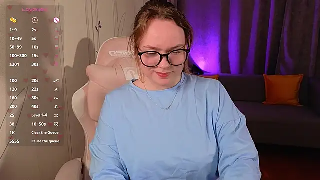 Kari Lunna online show from October 19, 3:41 am