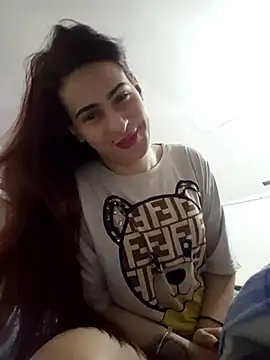 perla97 online show from February 5, 7:50 pm