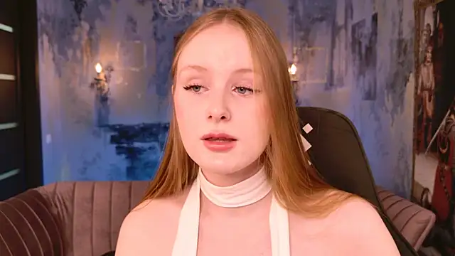 VivienLeeigh online show from November 12, 1:09 pm