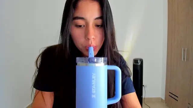 AriaMontgomery online show from February 6, 2:48 am