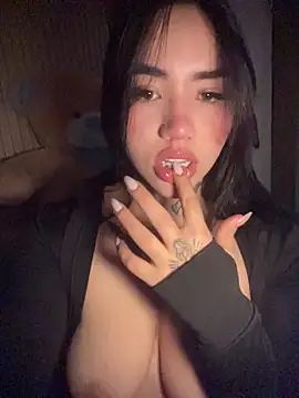 Nickiiiii online show from October 8, 7:13 am