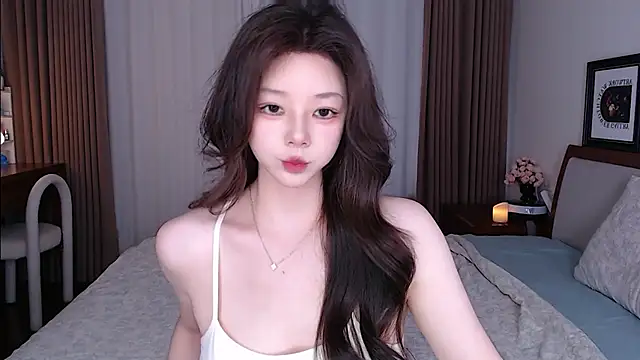 sweateanv  online show from July 28, 9:29 am