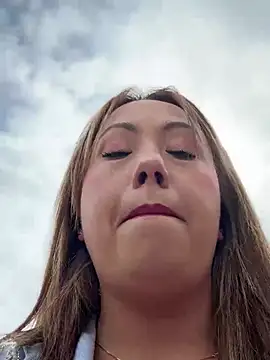 VIOLETA-25  online show from January 12, 3:06 pm