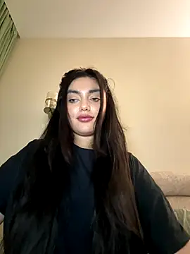 Sweet Khalifa  online show from November 6, 2:45 pm