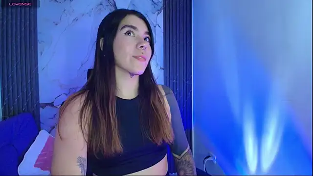 luccianagreyy online show from April 13, 1:34 pm