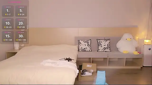 Lucky-baby online show from November 19, 1:11 pm