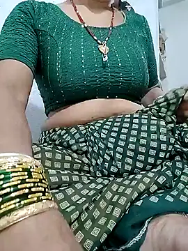 Snapshot of Hot_Falguni chatting on September 12, 6:25 am Hot Falguni online show from September 12, 6:25 am
