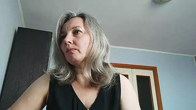 EdithManning online show from March 15, 7:21 am