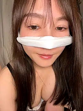 Snapshot of miumiu_0304 chatting on September 26, 12:25 pm miumiu 0304 online show from September 26, 12:25 pm