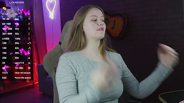 KellyPoter online show from October 16, 9:12 am