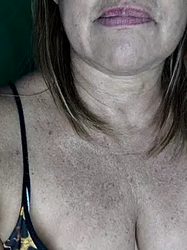 Kasandra Ho online show from September 25, 1:48 am