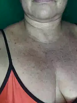 Kasandra Ho online show from October 28, 1:11 am