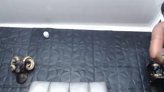 Hanna Fox 69 online show from March 3, 9:59 am