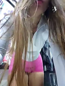 rapunzel069 online show from April 1, 1:41 pm