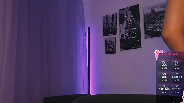 emilyrouxe online show from September 14, 4:27 pm