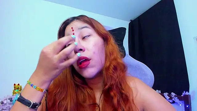  Moon Johnson online show from November 9, 4:52 am