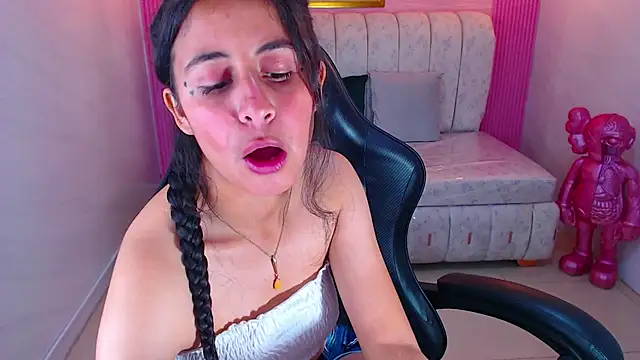 paris sub1  online show from September 15, 2:14 pm