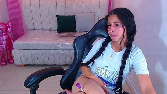 paris sub1  online show from September 10, 1:44 pm