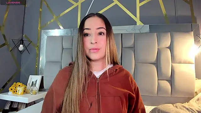 Snapshot of AliceSteel12 chatting on September 24, 9:03 pm AliceSteel12 online show from September 24, 9:03 pm