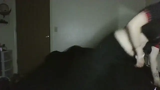 Prettypixie113 online show from May 18, 3:16 am