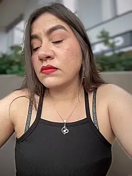 Iam  Cristal online show from October 2, 9:09 pm