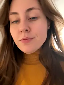 Snapshot of Topvi_ chatting on October 8, 1:59 pm Topvi online show from October 8, 1:59 pm