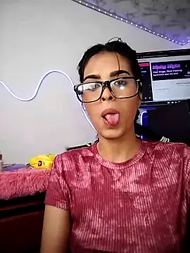 AlessiaVal  online show from February 9, 4:42 pm