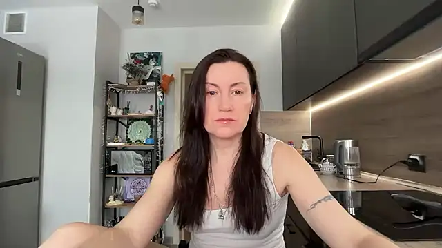 jainesummer online show from February 9, 8:38 am