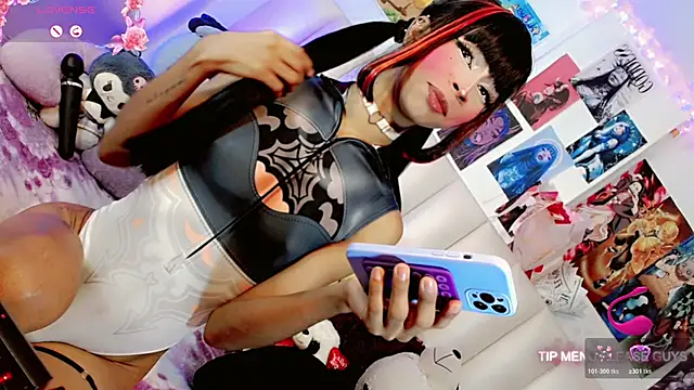 Jadee Ariell online show from April 9, 7:30 pm